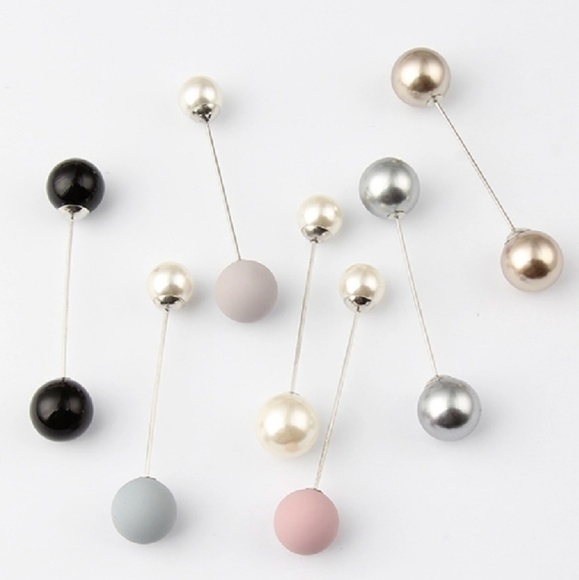 NWT Two Elegant Pearl Like Pins Brooches - Picture 4 of 5